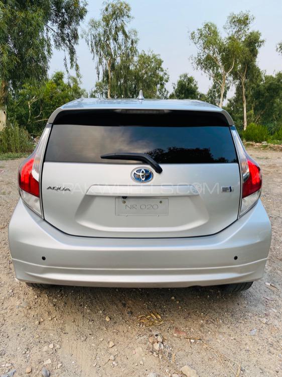 Toyota Aqua 2015 for Sale in Peshawar Toyota Aqua 2015 for Sale in Peshawar Image-3