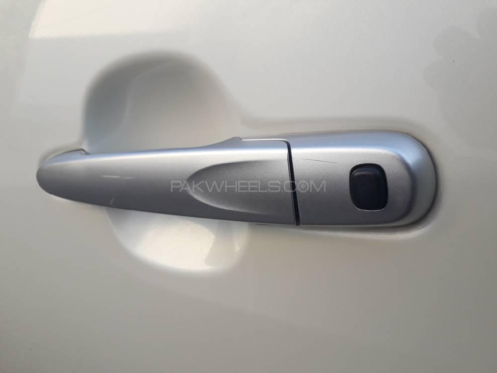 Daihatsu Move 2014 for Sale in Islamabad Daihatsu Move 2014 for Sale in Islamabad Image-11