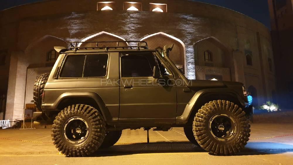 Mitsubishi Pajero 1987 for Sale in Lahore Image-1