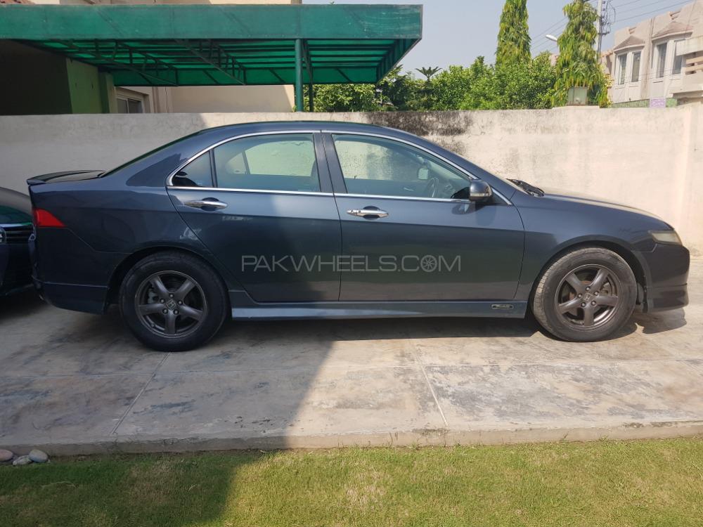 Honda Accord 2003 for Sale in Lahore Image-1