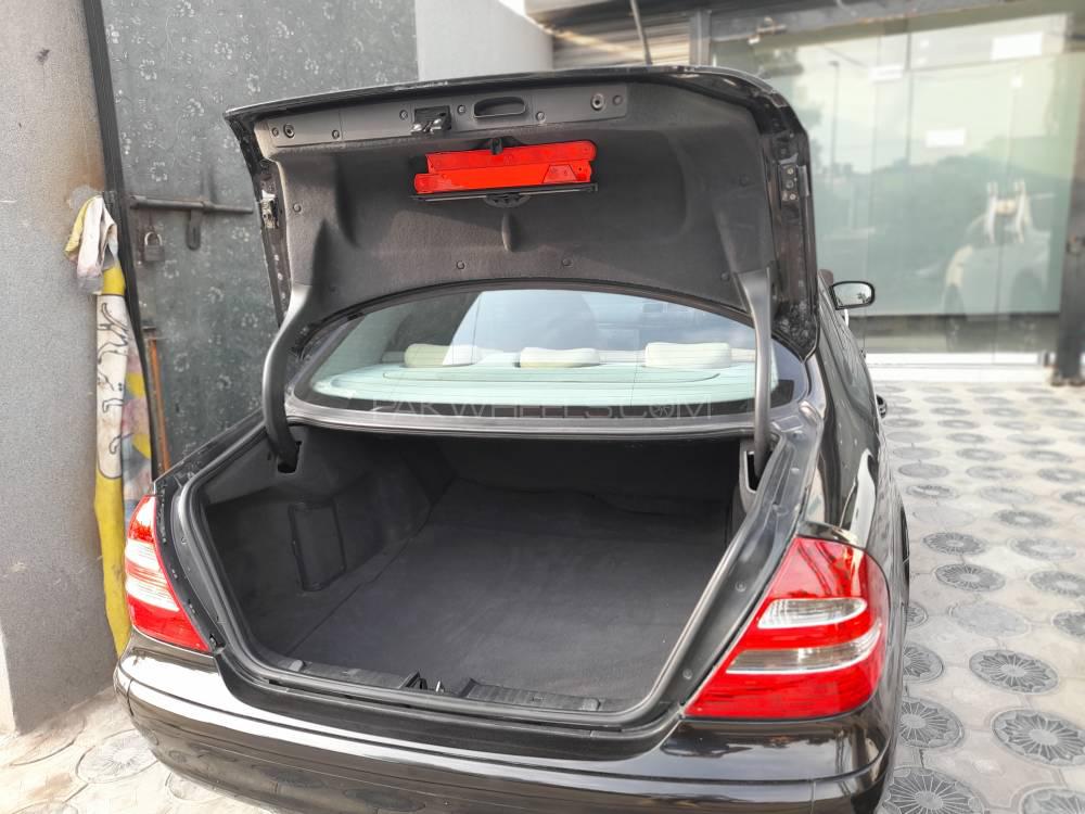 مرسڈیز بینز ای کلاس 2003 for Sale in لاہور مرسڈیز بینز ای کلاس 2003 for Sale in لاہور Image-6
