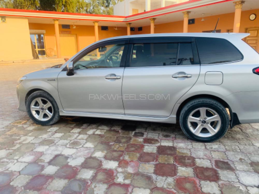 Toyota Corolla Fielder 2016 for Sale in Mardan Toyota Corolla Fielder 2016 for Sale in Mardan Image-5