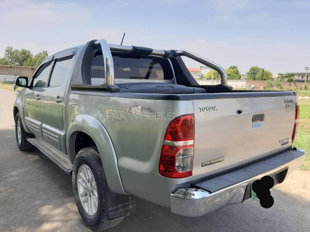 Toyota Hilux 2016 for Sale in Lahore Image-1