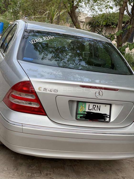 Mercedes Benz C Class - 2003  Mercedes Benz C Class - 2003  Image-2