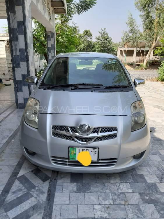 ٹویوٹا ویٹز 2006 for Sale in نوشہرہ کینٹ Image-1