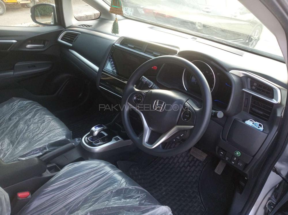 Honda Fit 2015 for Sale in Gujranwala Honda Fit 2015 for Sale in Gujranwala Image-6