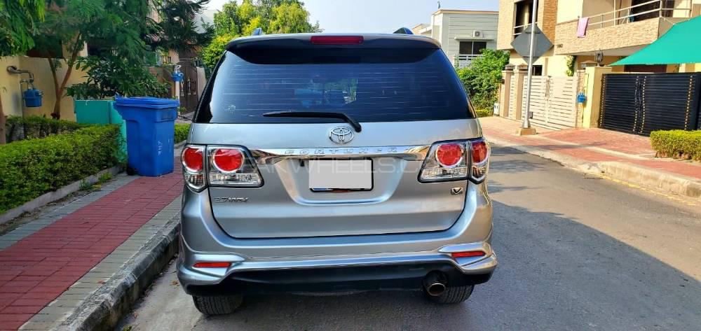 Toyota Fortuner 2014 for Sale in Islamabad Toyota Fortuner 2014 for Sale in Islamabad Image-2