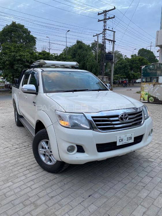 Toyota Hilux 2014 for Sale in Lahore Image-1
