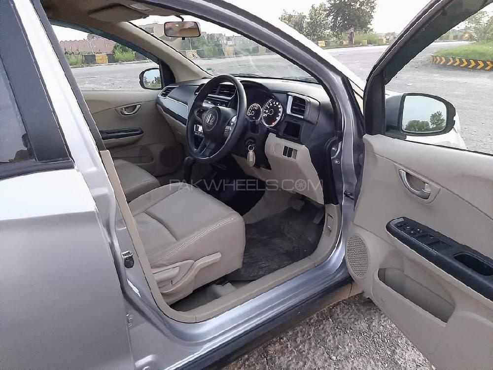 Honda BR-V 2018 for Sale in Karachi Honda BR-V 2018 for Sale in Karachi Image-9