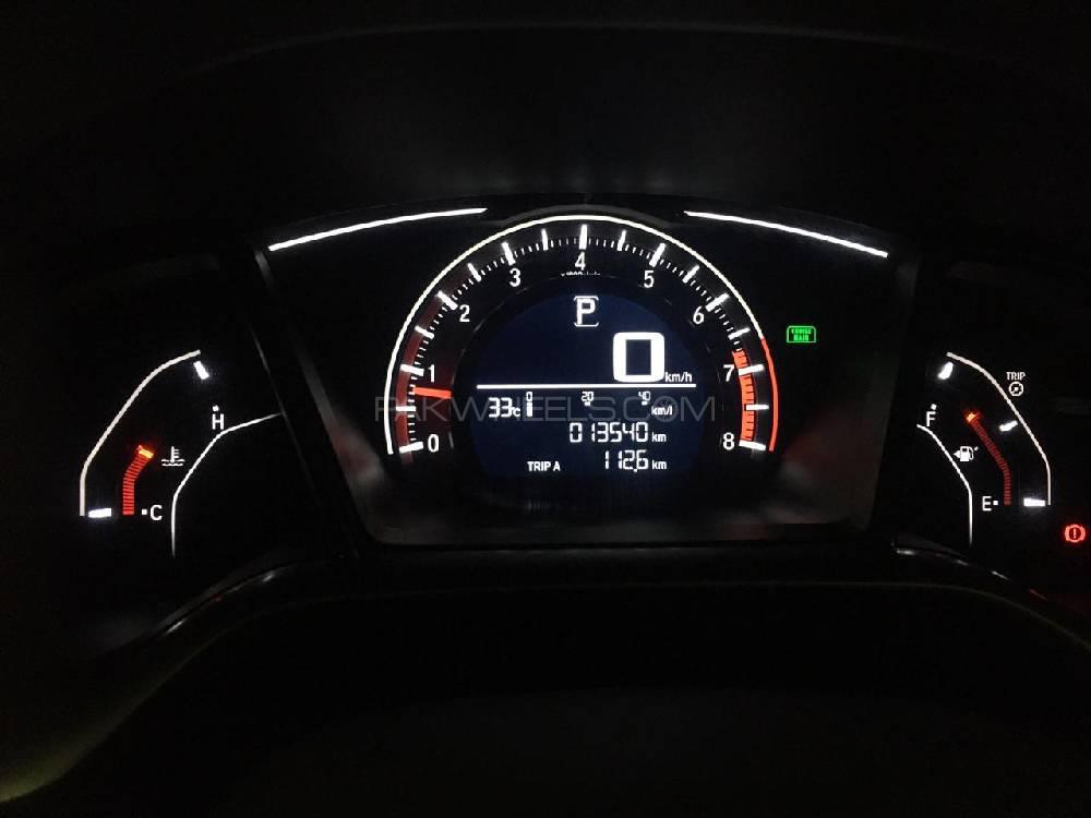 Honda Civic 2019 for Sale in Hyderabad Honda Civic 2019 for Sale in Hyderabad Image-15