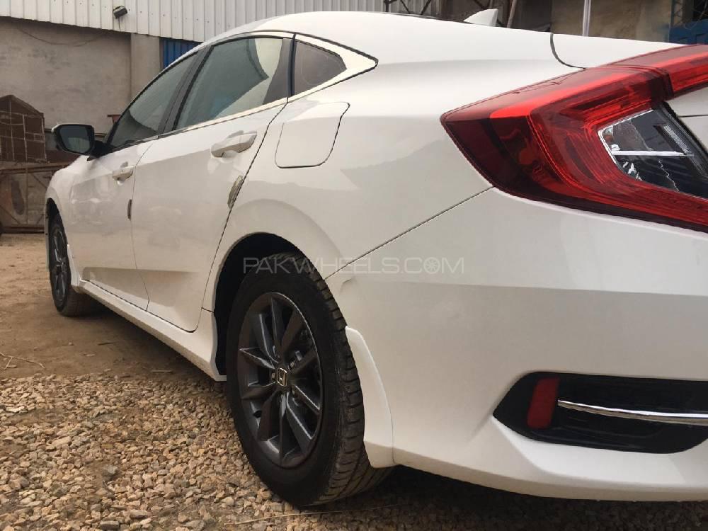 Honda Civic 2019 for Sale in Hyderabad Honda Civic 2019 for Sale in Hyderabad Image-10