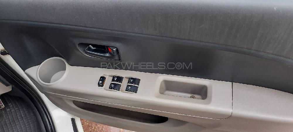 Toyota Passo 2006 for Sale in Peshawar Toyota Passo 2006 for Sale in Peshawar Image-9