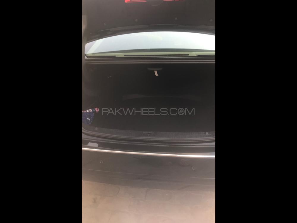 مرسڈیز بینز ای کلاس 2011 for Sale in ملتان مرسڈیز بینز ای کلاس 2011 for Sale in ملتان Image-8