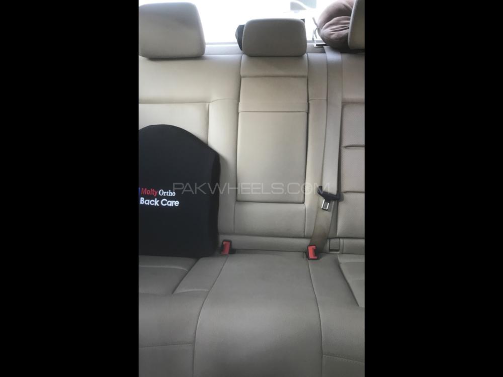 مرسڈیز بینز ای کلاس 2011 for Sale in ملتان مرسڈیز بینز ای کلاس 2011 for Sale in ملتان Image-20