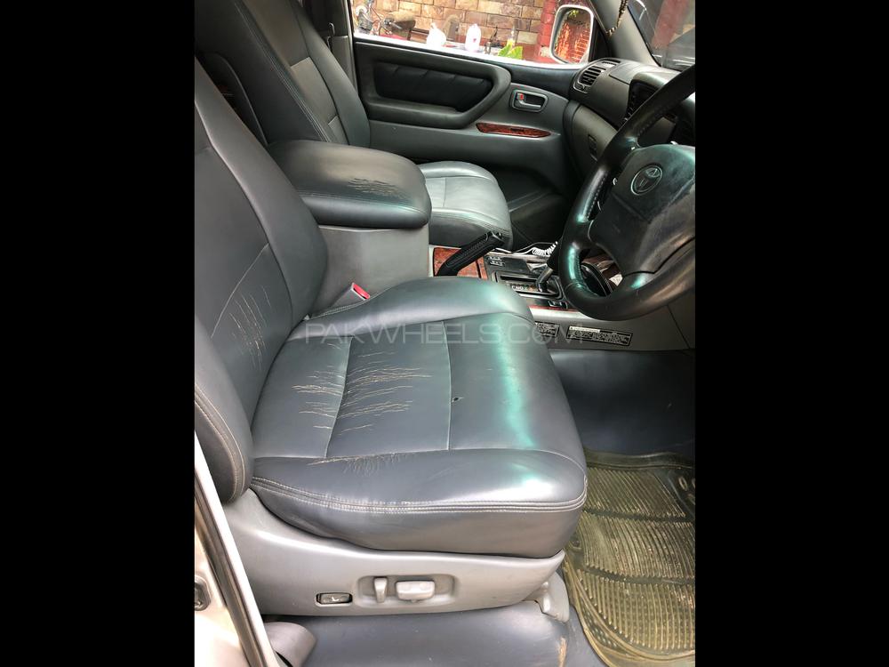 Toyota Land Cruiser 1999 for Sale in Rawalpindi Toyota Land Cruiser 1999 for Sale in Rawalpindi Image-12