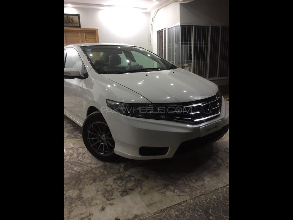 Honda City 2017 for Sale in Faisalabad Image-1