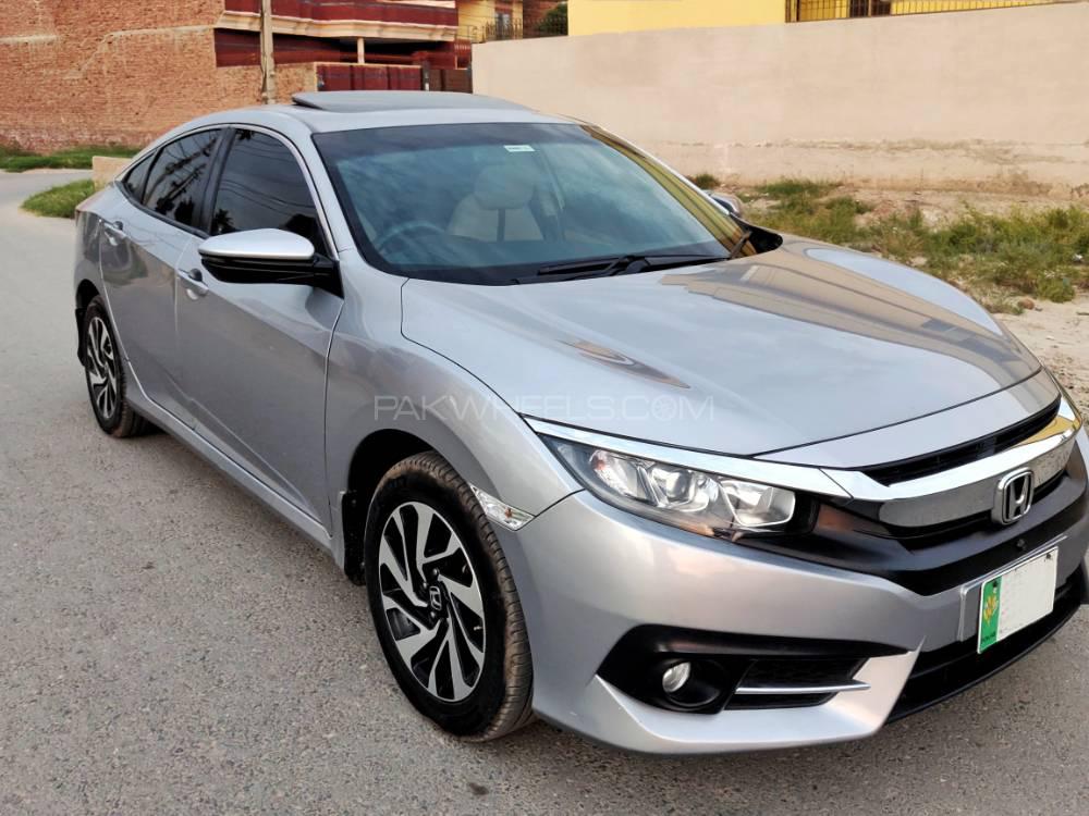 Honda Civic 2017 for Sale in Multan Honda Civic 2017 for Sale in Multan Image-4