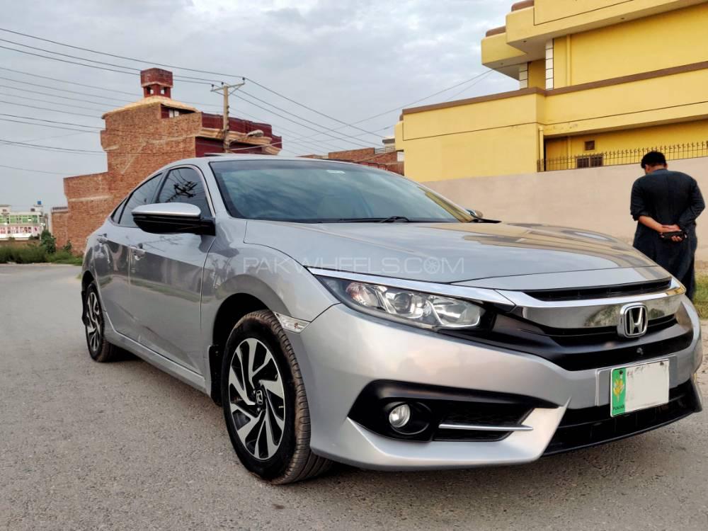 Honda Civic 2017 for Sale in Multan Honda Civic 2017 for Sale in Multan Image-5