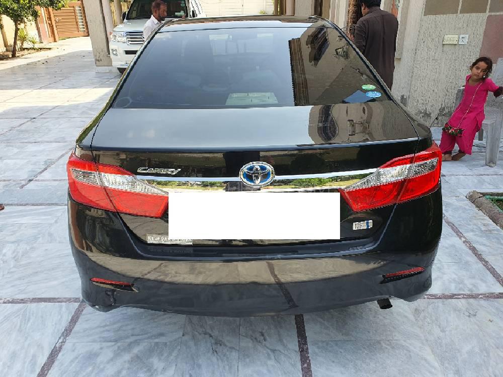 Toyota Camry 2013 for Sale in Lahore Image-1
