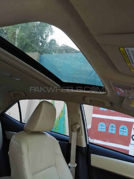 Toyota Corolla 2018 for Sale in Nowshera Toyota Corolla 2018 for Sale in Nowshera Image-6