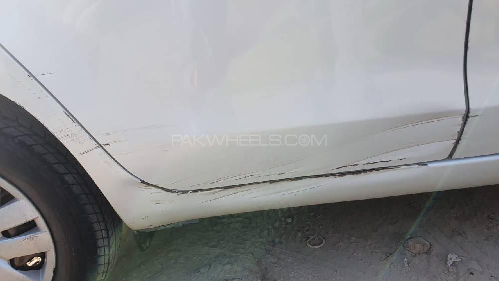 Toyota Vitz 2008 for Sale in Lahore Toyota Vitz 2008 for Sale in Lahore Image-3