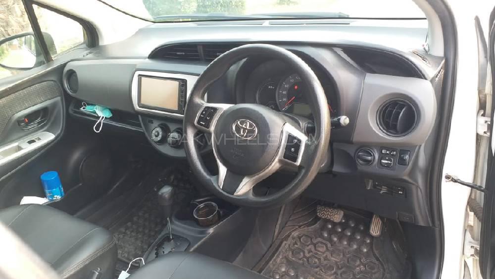 Toyota Vitz 2014 for Sale in Lahore Toyota Vitz 2014 for Sale in Lahore Image-12