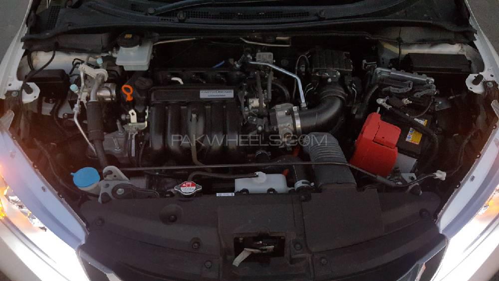 ہونڈا گریس ہائبرڈ 2017 for Sale in لاہور ہونڈا گریس ہائبرڈ 2017 for Sale in لاہور Image-15