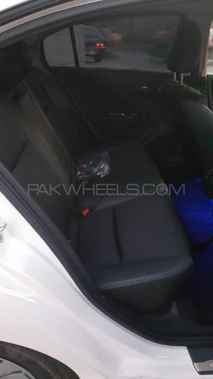 ہونڈا گریس ہائبرڈ 2017 for Sale in لاہور ہونڈا گریس ہائبرڈ 2017 for Sale in لاہور Image-9