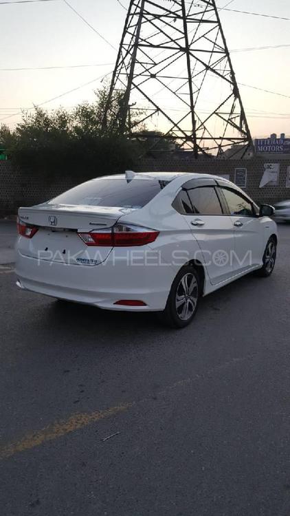 ہونڈا گریس ہائبرڈ 2017 for Sale in لاہور ہونڈا گریس ہائبرڈ 2017 for Sale in لاہور Image-5