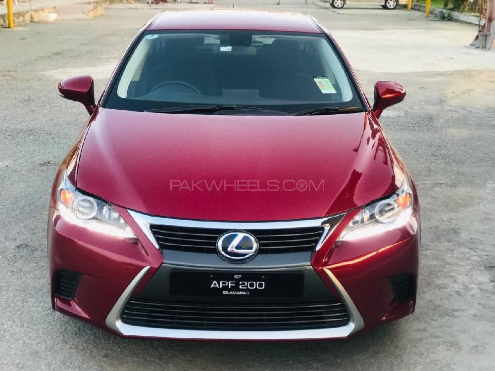 Lexus CT200h 2017 for Sale in Gujranwala Image-1