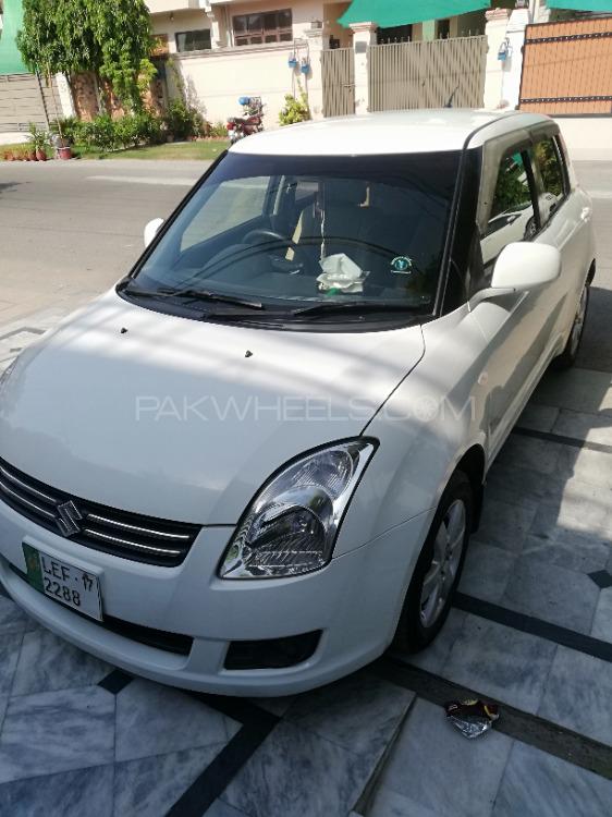 Suzuki Swift 2017 for Sale in Lahore Image-1