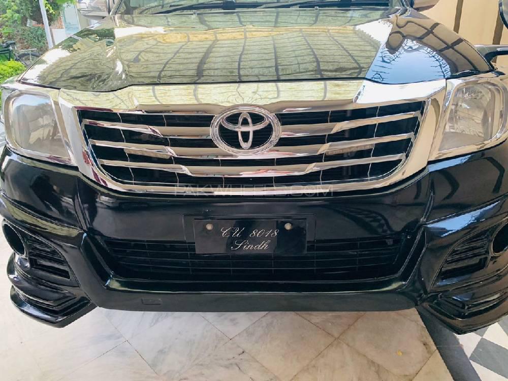 Toyota Hilux 2014 for Sale in Peshawar Toyota Hilux 2014 for Sale in Peshawar Image-10