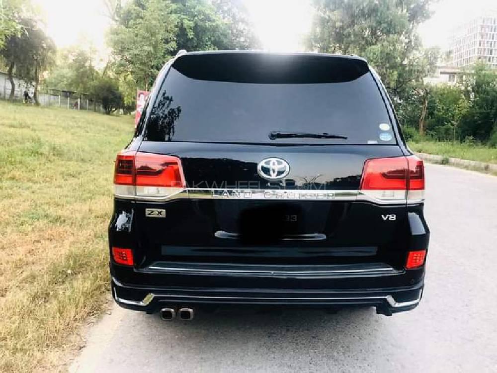 Toyota Land Cruiser 2015 for Sale in Lahore Toyota Land Cruiser 2015 for Sale in Lahore Image-8