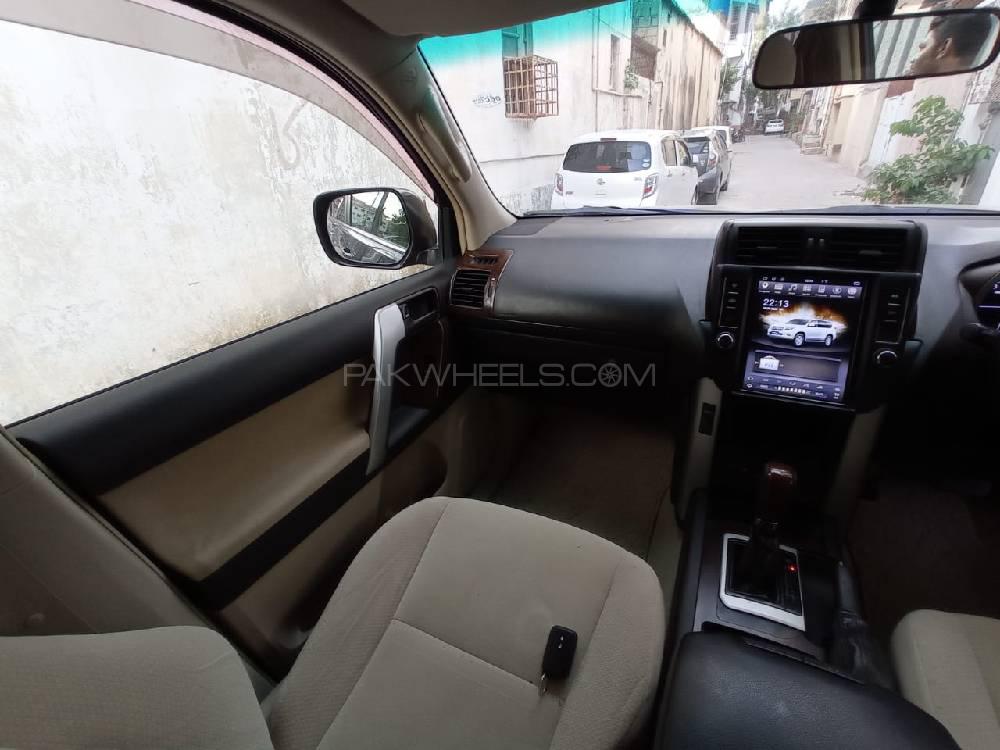Toyota Prado 2012 for Sale in Karachi Toyota Prado 2012 for Sale in Karachi Image-16