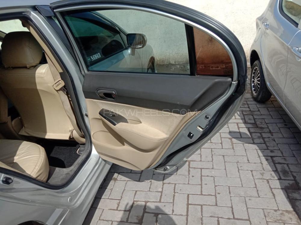 ہونڈا سوک 2011 for Sale in ملتان ہونڈا سوک 2011 for Sale in ملتان Image-16
