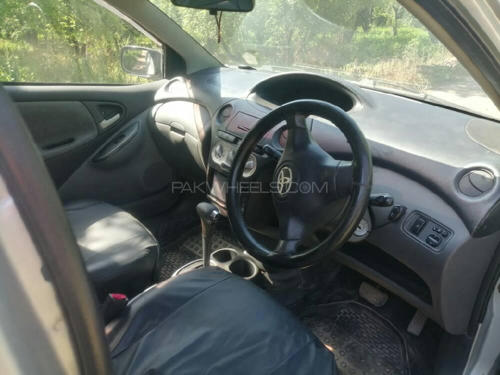 Toyota Vitz 2004 for Sale in Peshawar Toyota Vitz 2004 for Sale in Peshawar Image-5