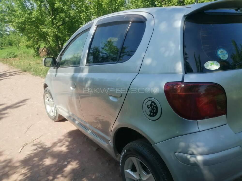 Toyota Vitz 2004 for Sale in Peshawar Toyota Vitz 2004 for Sale in Peshawar Image-2