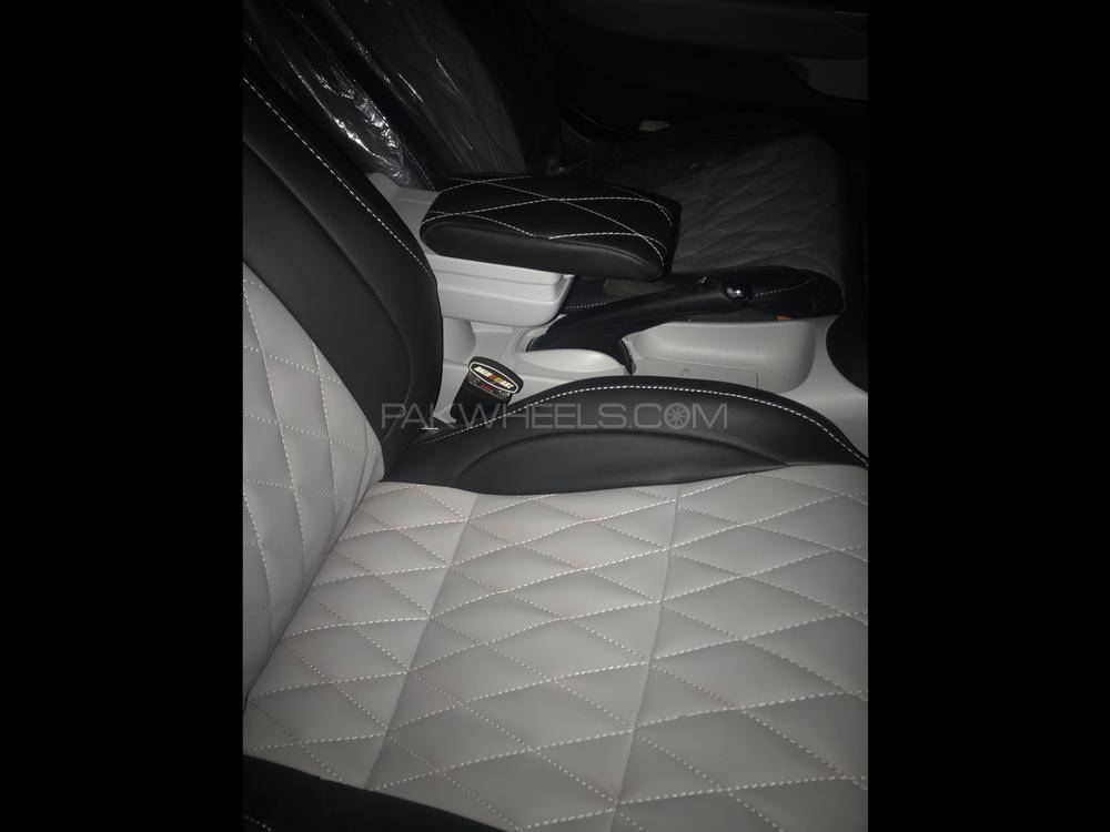 Honda CR-Z 2010 for Sale in Rawalpindi Honda CR-Z 2010 for Sale in Rawalpindi Image-15