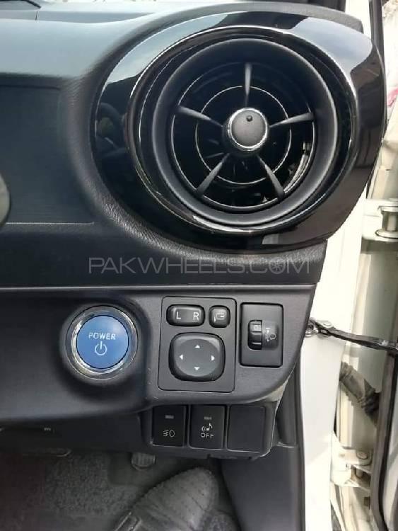 Toyota Aqua 2015 for Sale in Peshawar Toyota Aqua 2015 for Sale in Peshawar Image-7