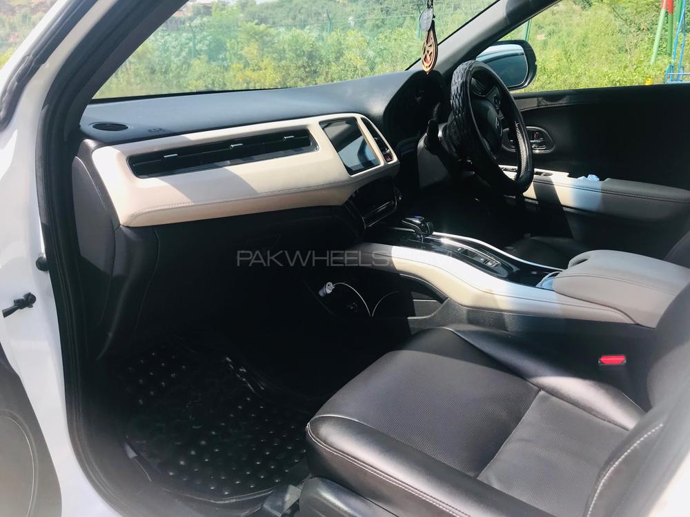 Honda Vezel 2016 for Sale in Islamabad Honda Vezel 2016 for Sale in Islamabad Image-3