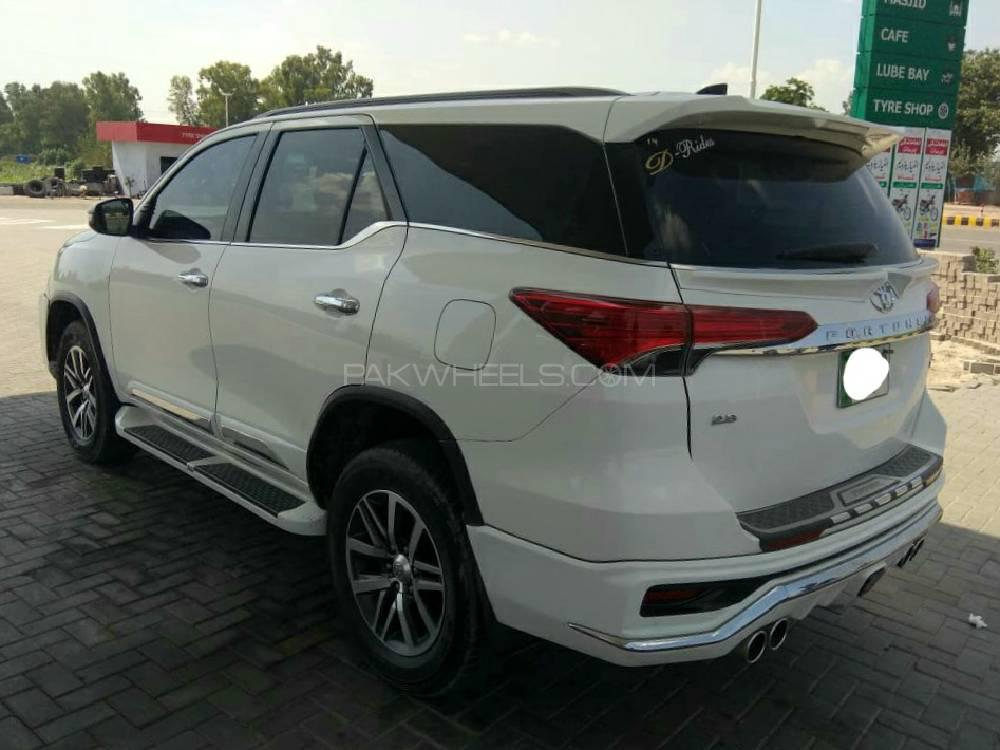 Toyota Fortuner 2018 for Sale in Sahiwal Toyota Fortuner 2018 for Sale in Sahiwal Image-13
