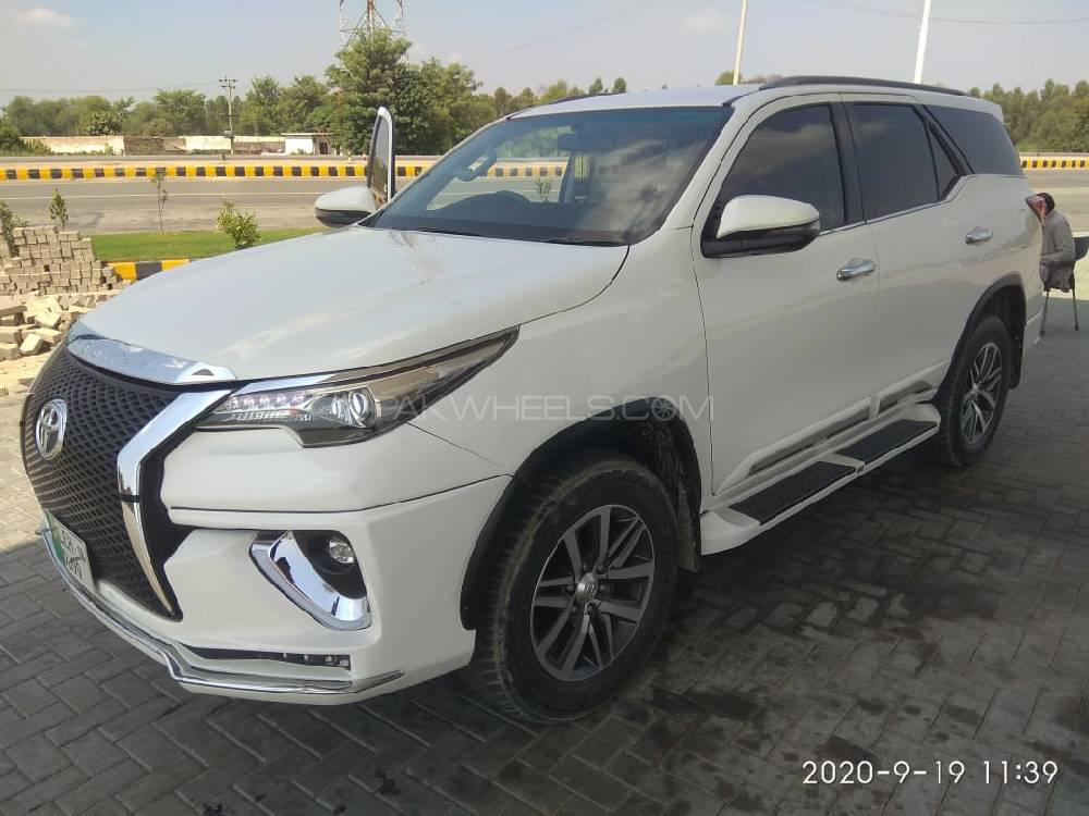 Toyota Fortuner 2018 for Sale in Sahiwal Toyota Fortuner 2018 for Sale in Sahiwal Image-9
