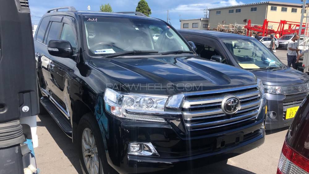 Toyota Land Cruiser 2016 for Sale in Lahore Toyota Land Cruiser 2016 for Sale in Lahore Image-2
