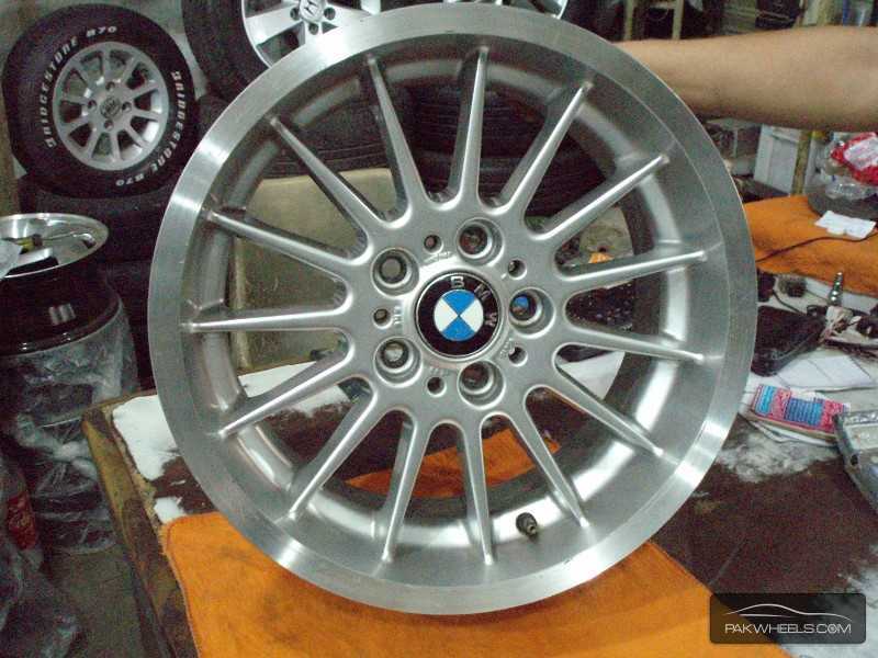 Bmw 17 inch OEM staggered Wheels FOR SALE !!  Image-1