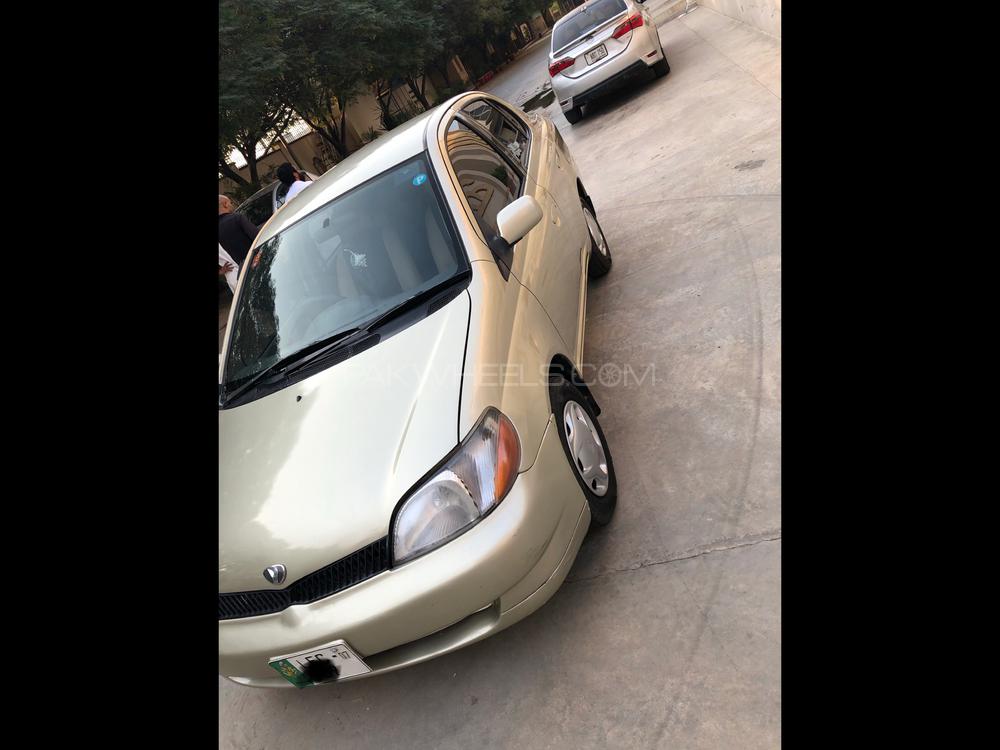 Toyota Platz 2000 for Sale in Lahore Toyota Platz 2000 for Sale in Lahore Image-5