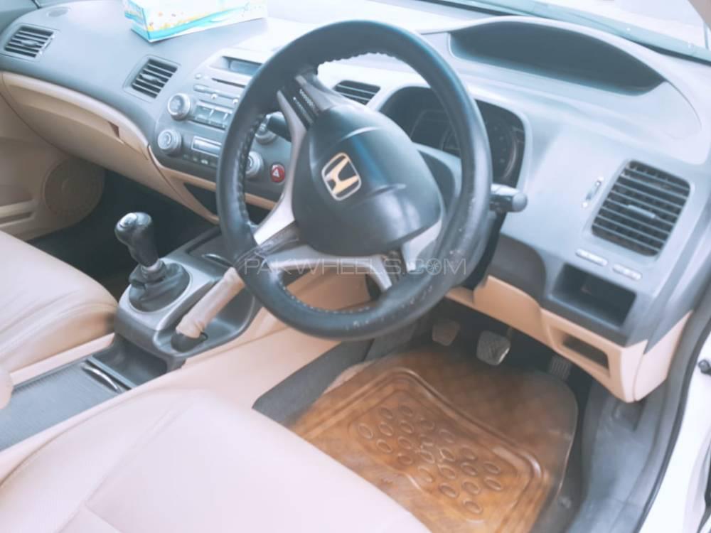 Honda Civic 2010 for Sale in Karachi Honda Civic 2010 for Sale in Karachi Image-12
