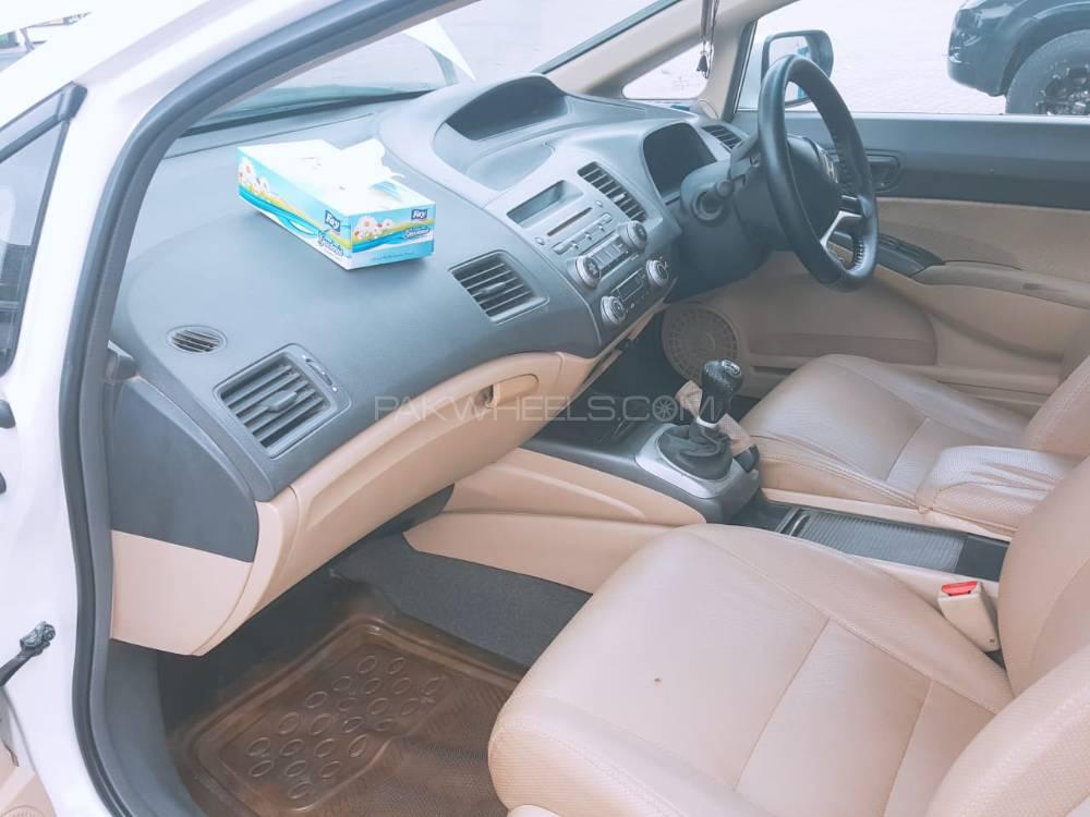 Honda Civic 2010 for Sale in Karachi Honda Civic 2010 for Sale in Karachi Image-16