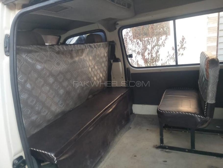 Golden Dragon Xml6532 2013 for Sale in Lahore Golden Dragon Xml6532 2013 for Sale in Lahore Image-3