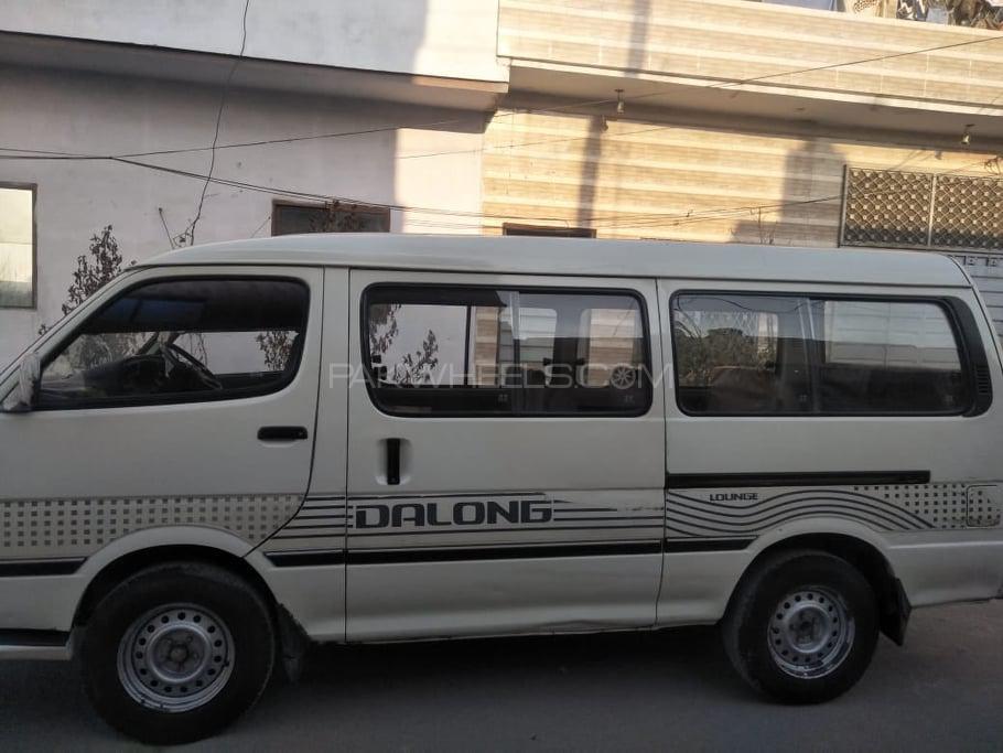 Golden Dragon Xml6532 2013 for Sale in Lahore Golden Dragon Xml6532 2013 for Sale in Lahore Image-4