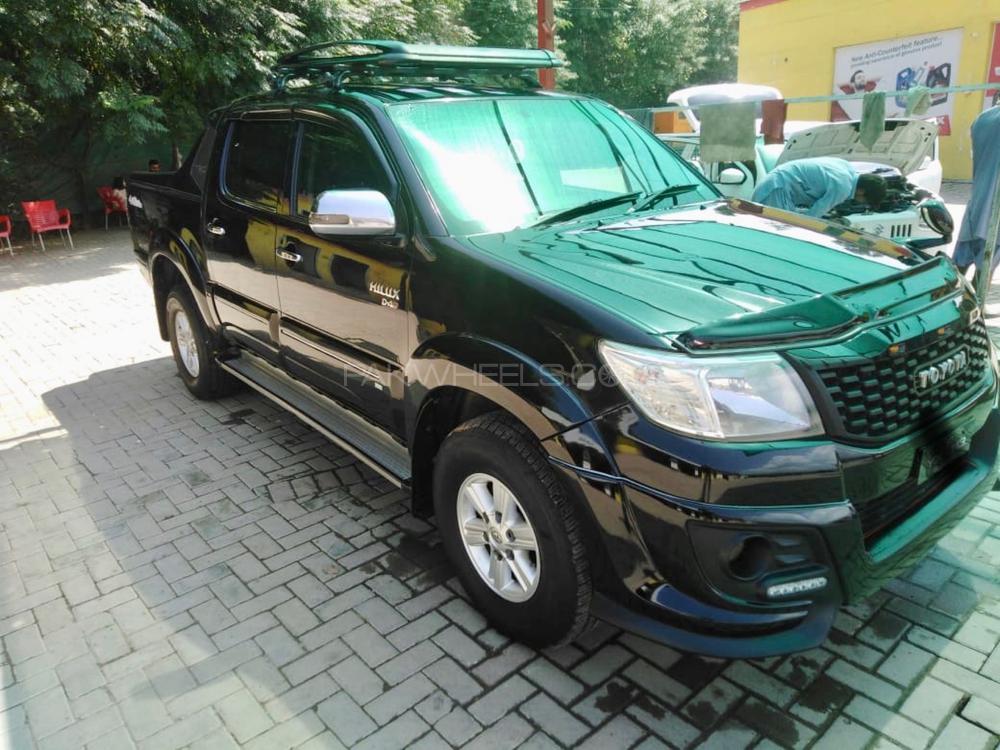 Toyota Hilux 2013 for Sale in Islamabad Toyota Hilux 2013 for Sale in Islamabad Image-6